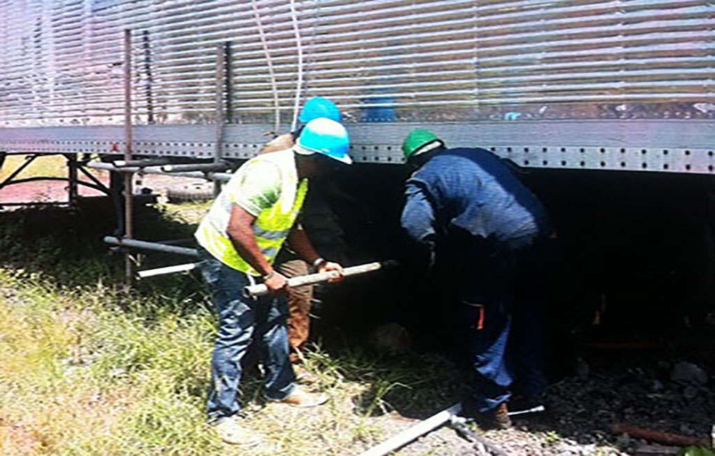 01_summit_corp_performing_maintenance