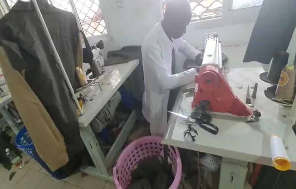 summit corp tailor on machine products